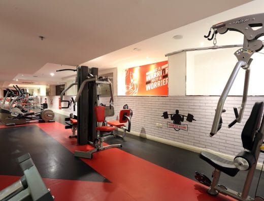 HCare GYM at Holiday Inn Al Qasr Hotel