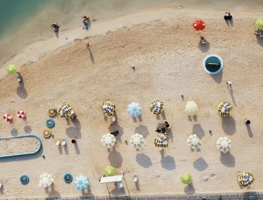 The Beach | الشاطئ