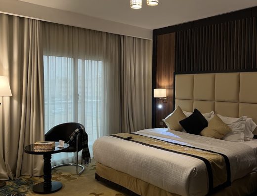 Golden Ship Hotel