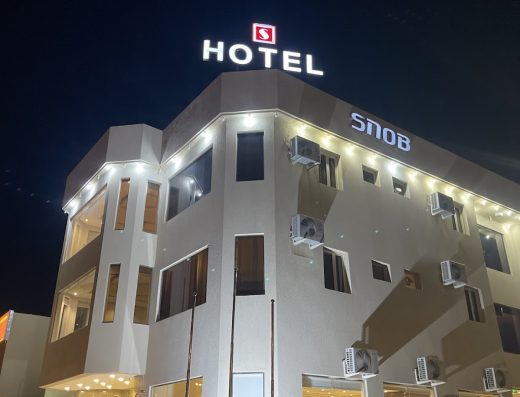 Snob Hotel