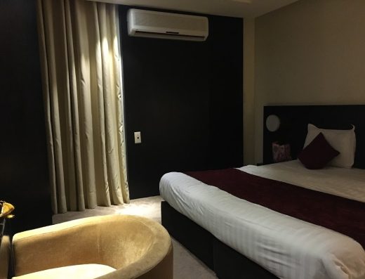 Snob Hotel